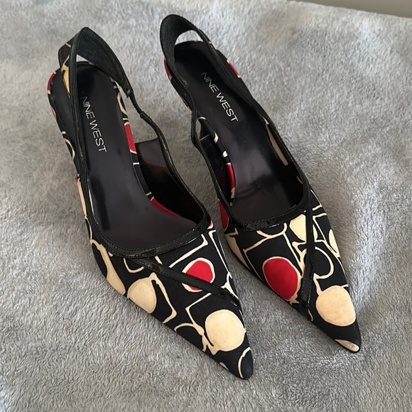 Nine West Sling Back Heels - Picture 1 of 3